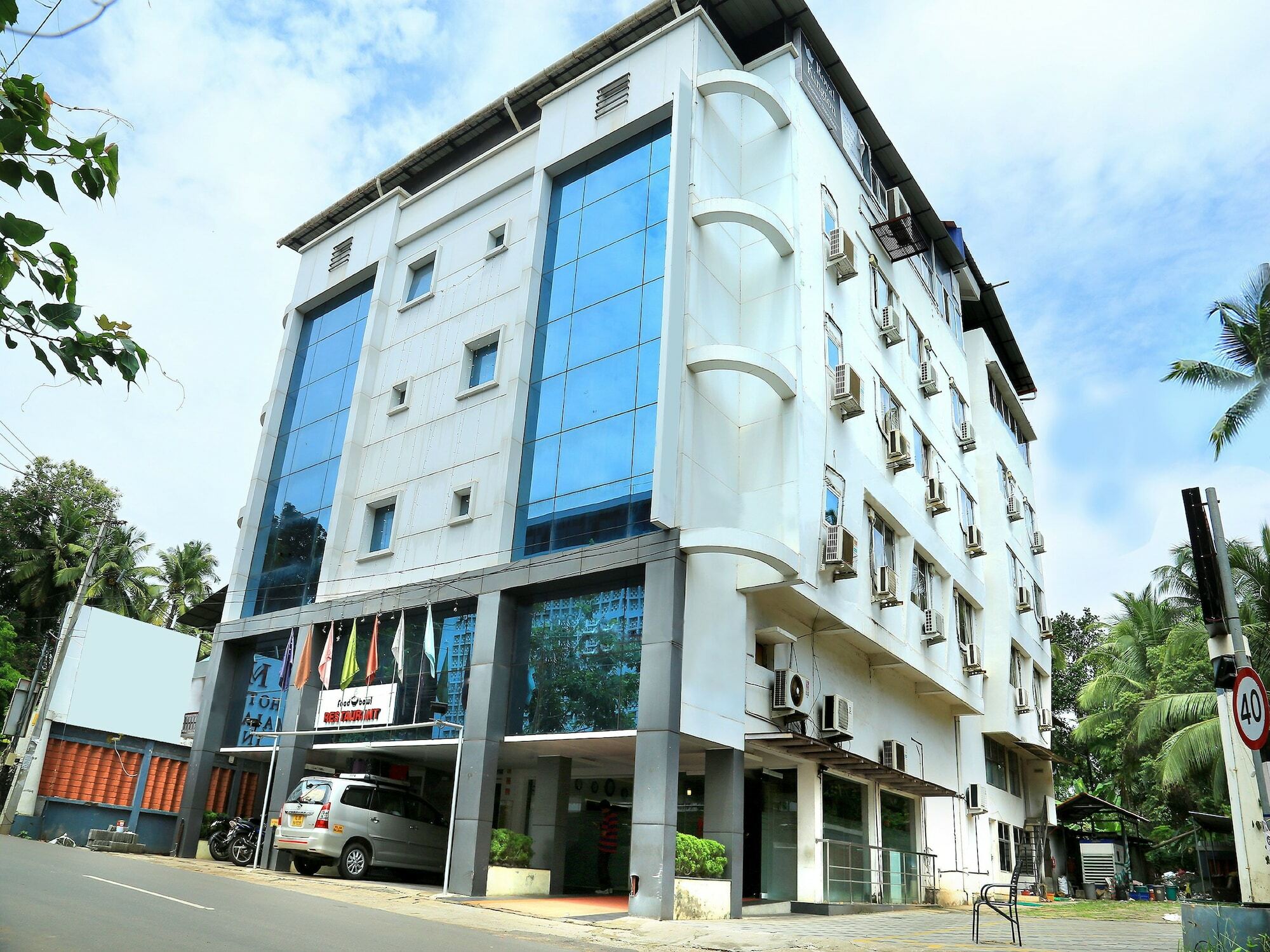 Oyo 1684 Hotel Malabar Inn Calicut Eksteriør billede